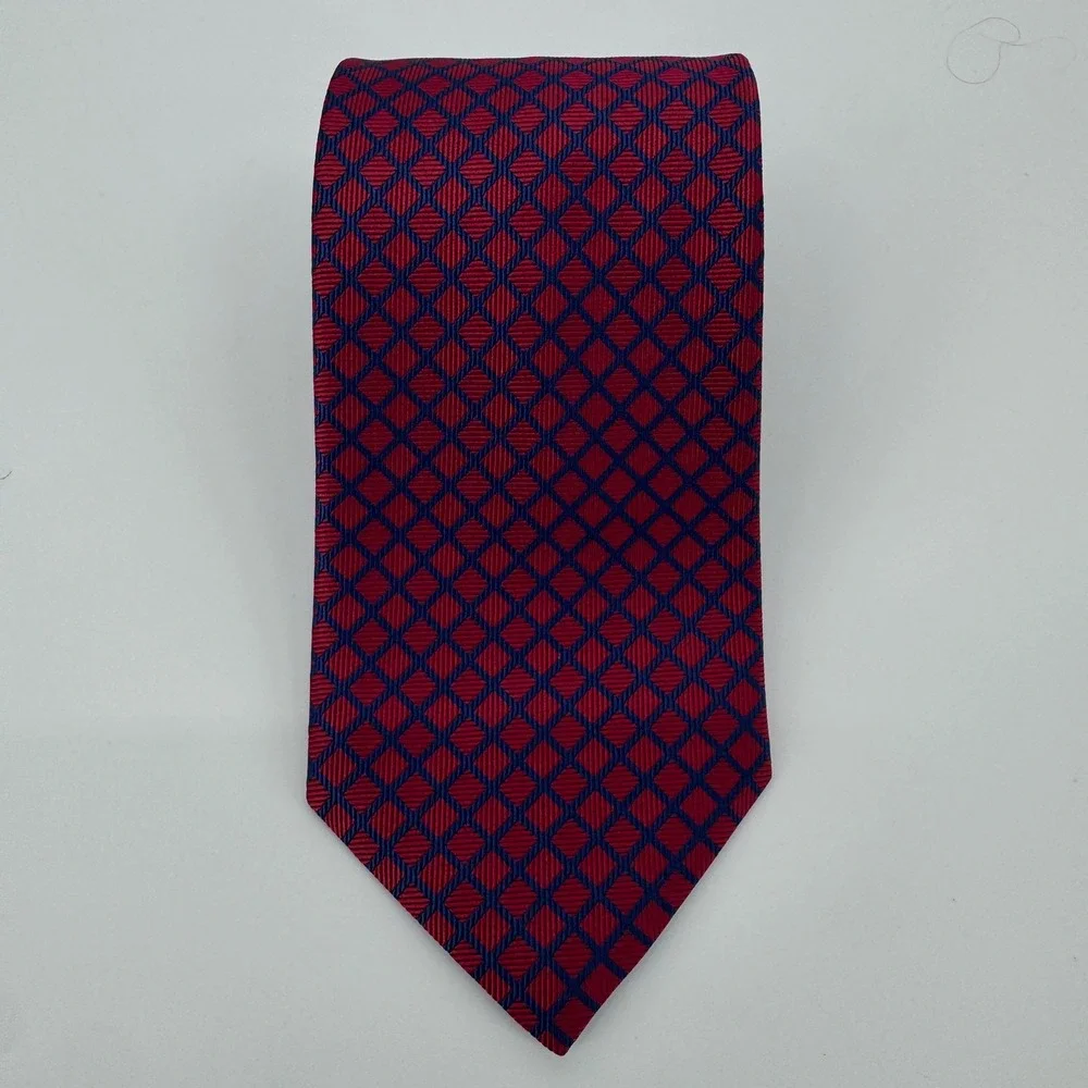 Brooks Brothers 346 Silk Tie Red Blue Geometric Diamond Pattern Stain Resistant